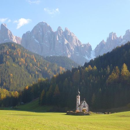 Raschoetzhof Funes  Εξωτερικό φωτογραφία