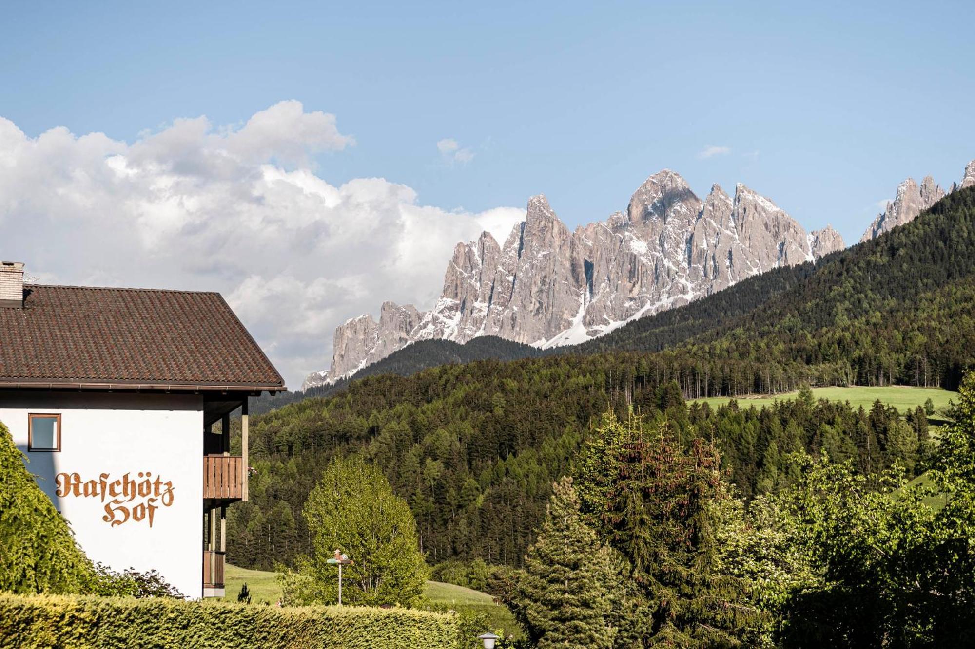 Raschoetzhof Funes  Εξωτερικό φωτογραφία