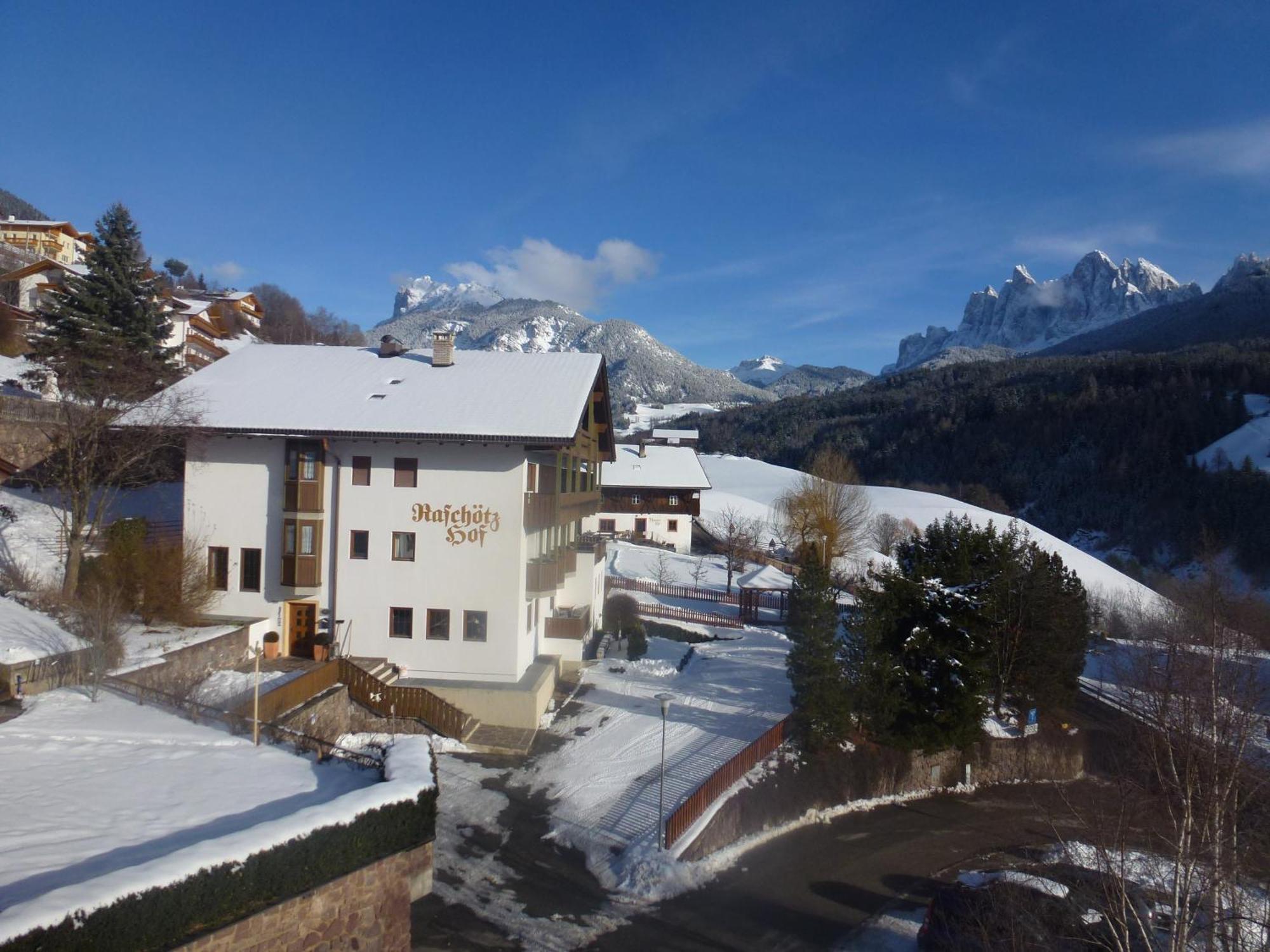 Raschoetzhof Funes  Εξωτερικό φωτογραφία